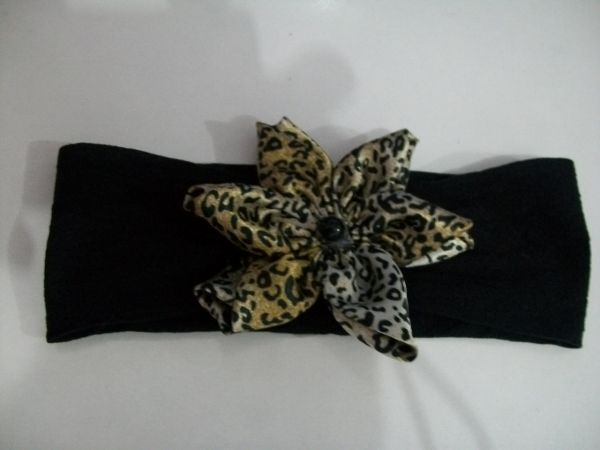 Faixa de Cabelo com Flor de 6 Pontas A003