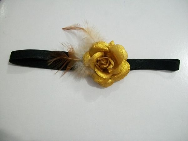 Faixa de Cabelo com Flor e  Pluma A006